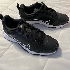 Men’s Nike sneaker size 10.5